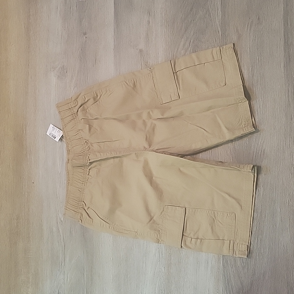 Childrens place tan elastic waist cargo shorts 14